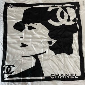 BLACK & WHITE CHANEL GABRIELLA SILK SCARF